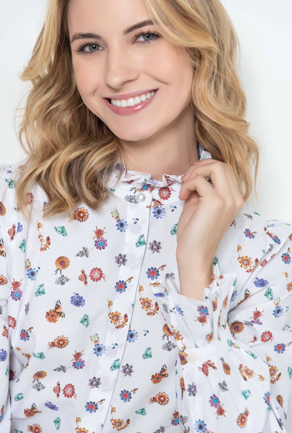 New Malu Jewellery Flowers Blouse