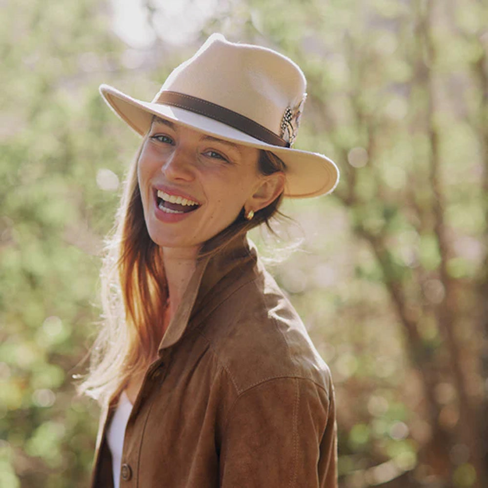 The Suffolk Fedora Pebble