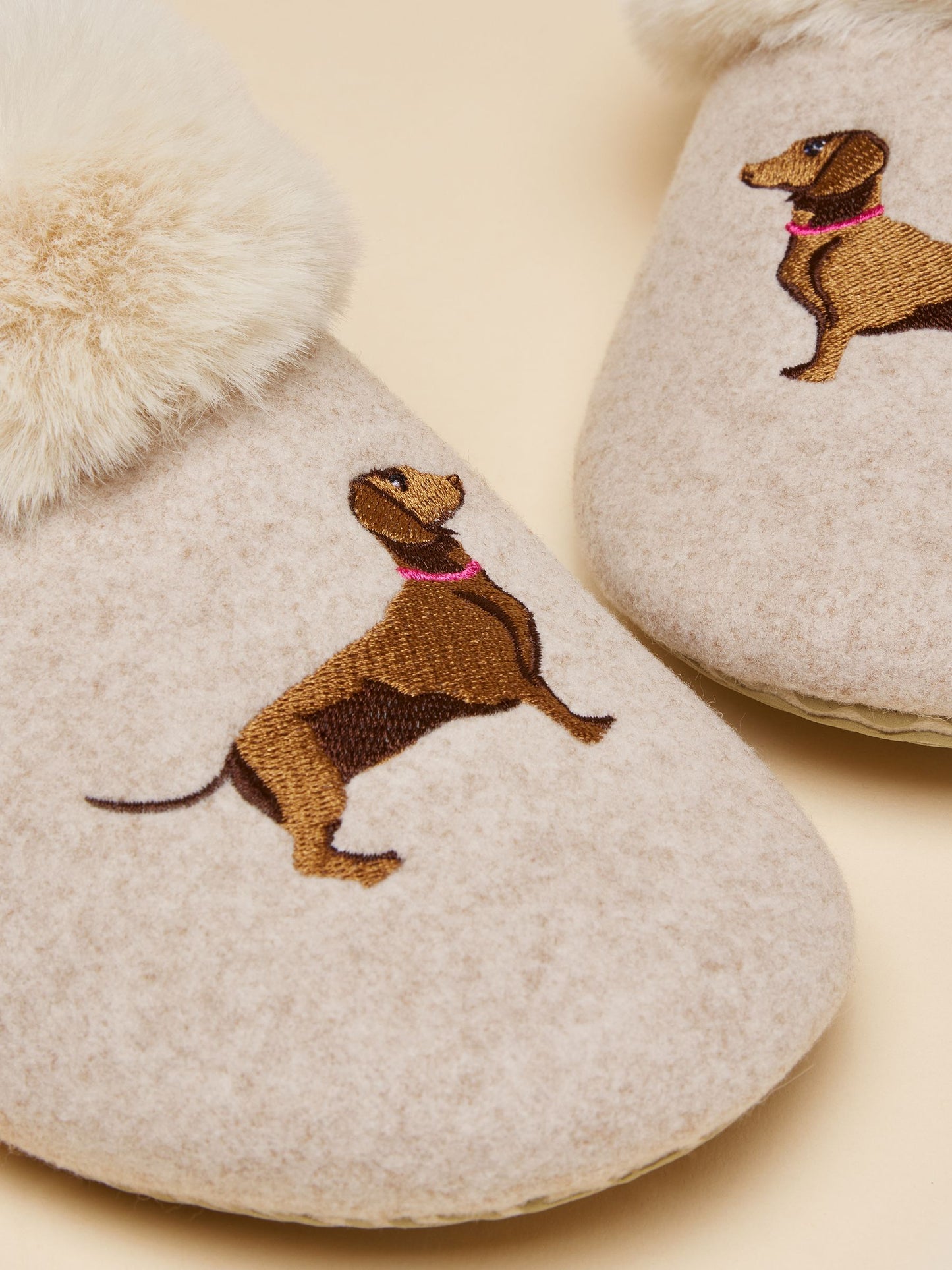 Slippet Luxe Oatmeal Artwork Slipper