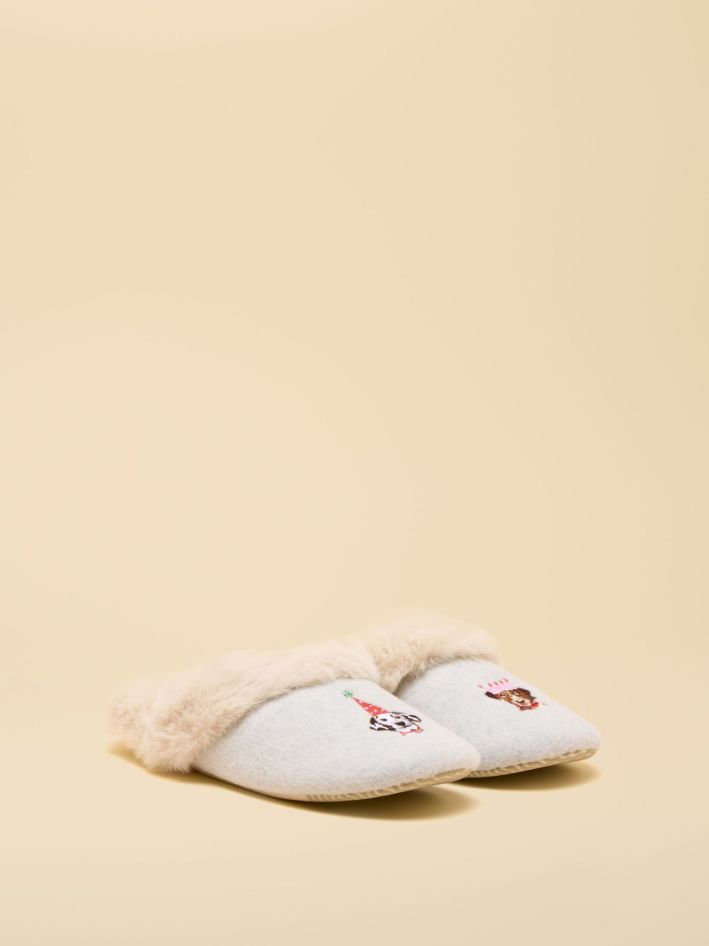 Slippet Luxe Grey Artwork Slipper