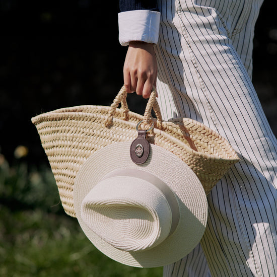 Hat Clip Brown