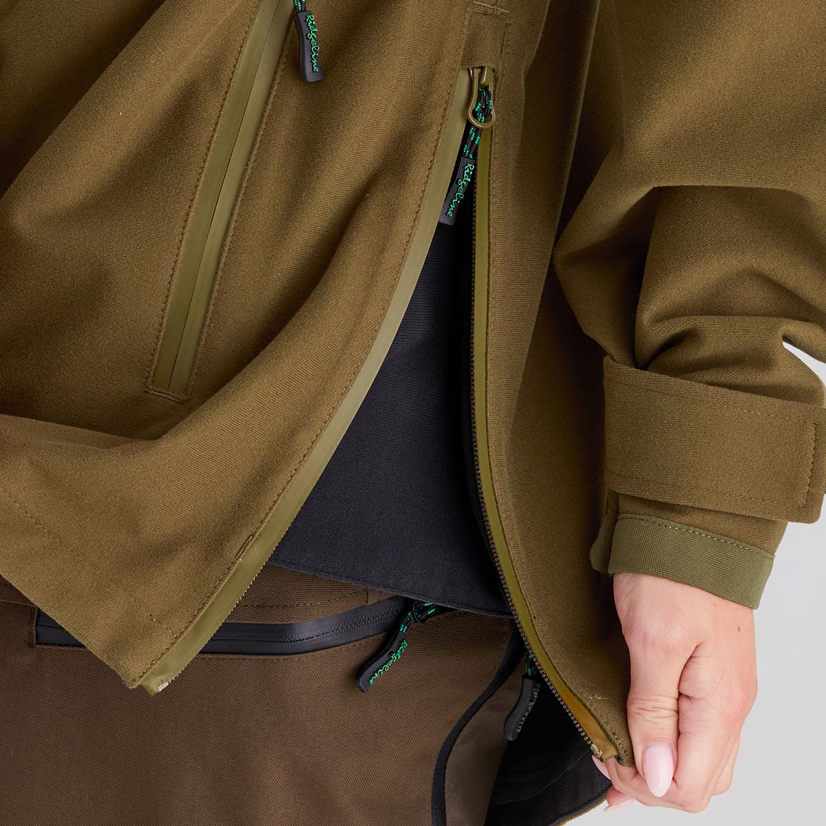 Women’s Monsoon Classic Jacket Teak (2025)