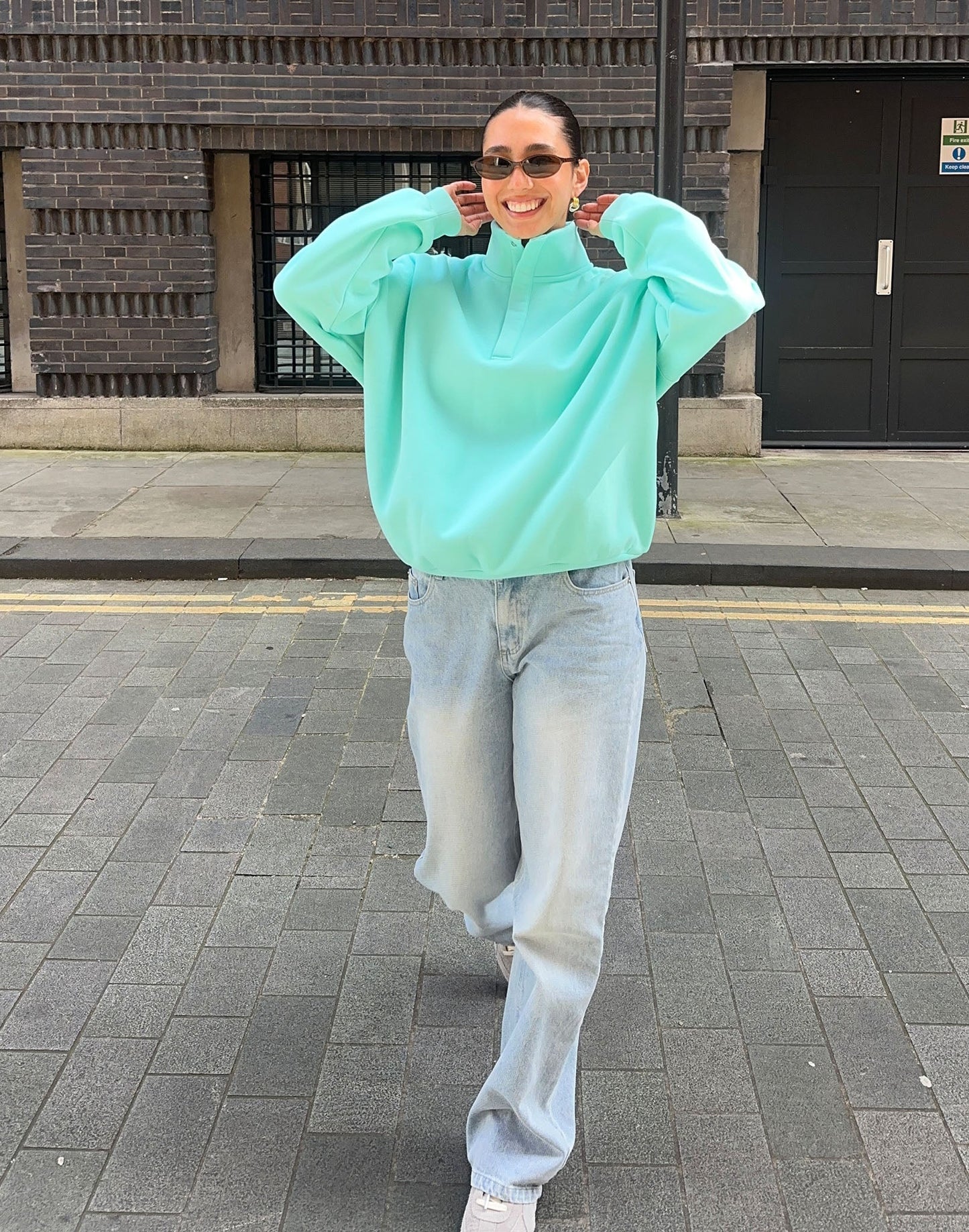 Snap Collar Sierra Sweatshirt Peppermint