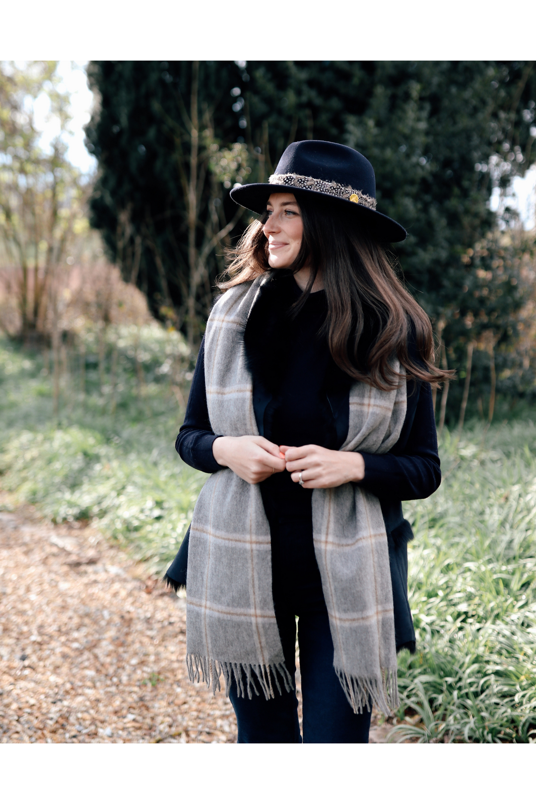 The Hexham Lambswool Scarf - Grey Check