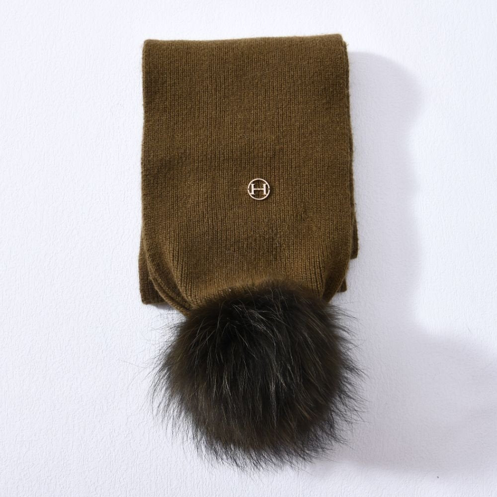The Cattistock Scarf Olive