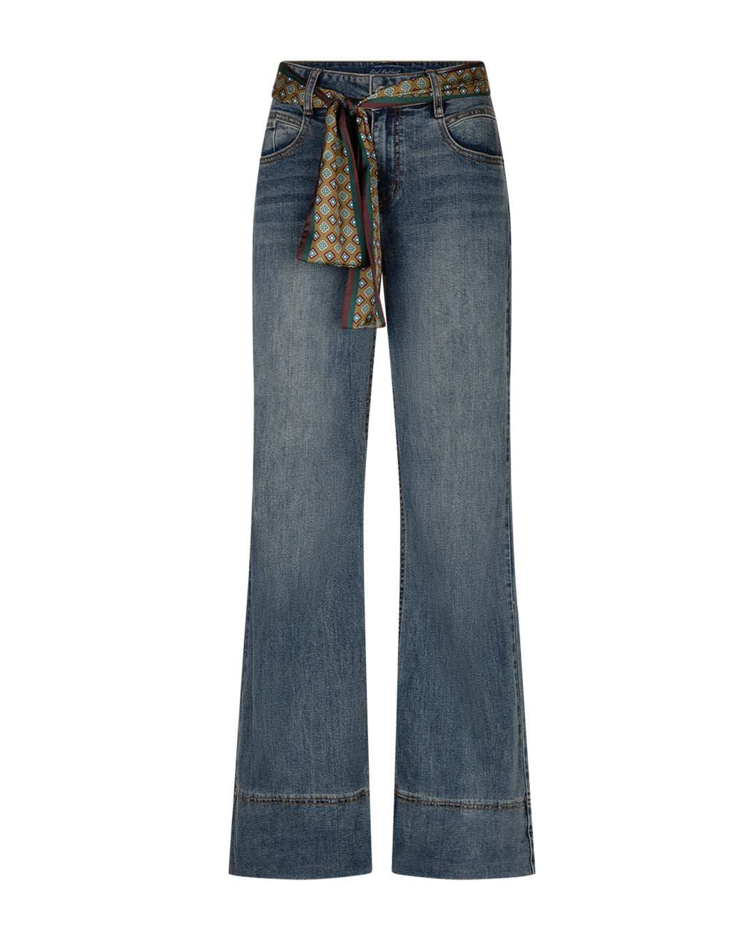 Brielle Vintage & Scarf Jeans