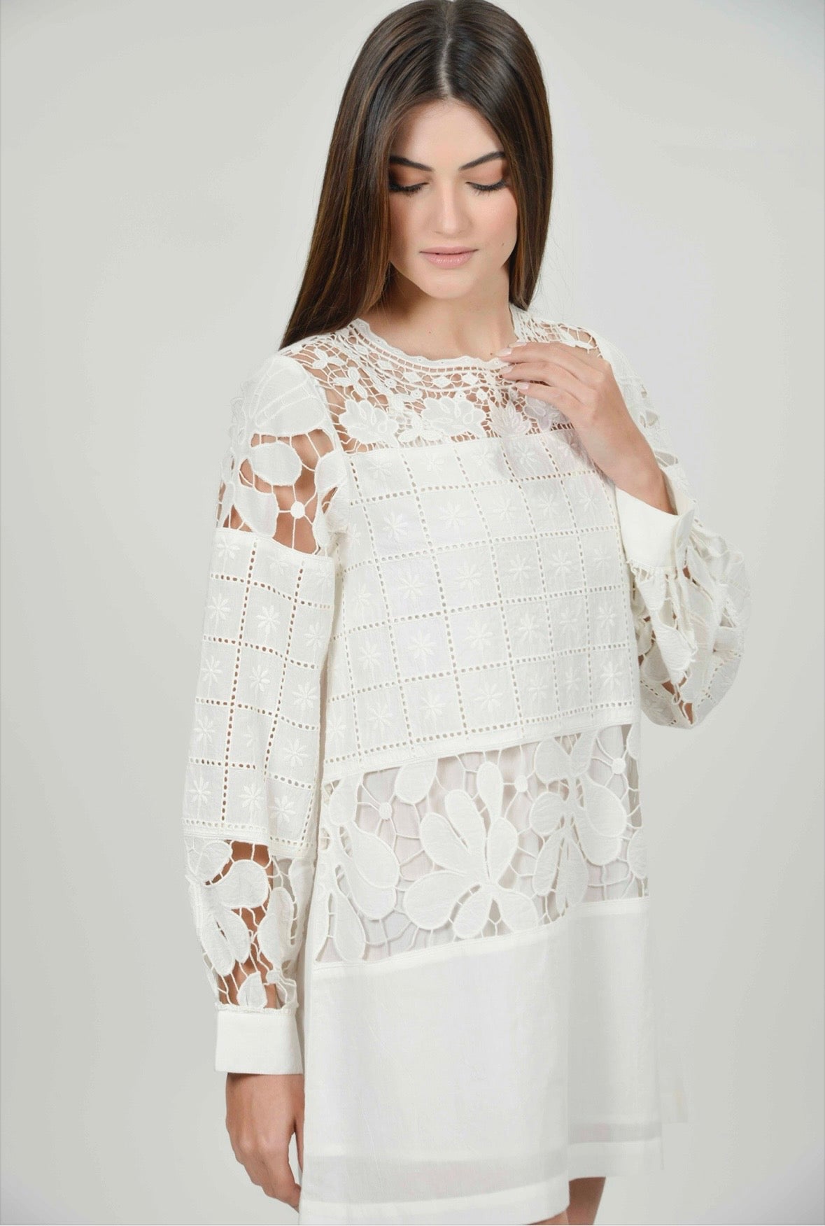 Clara White Broderie Anglaise