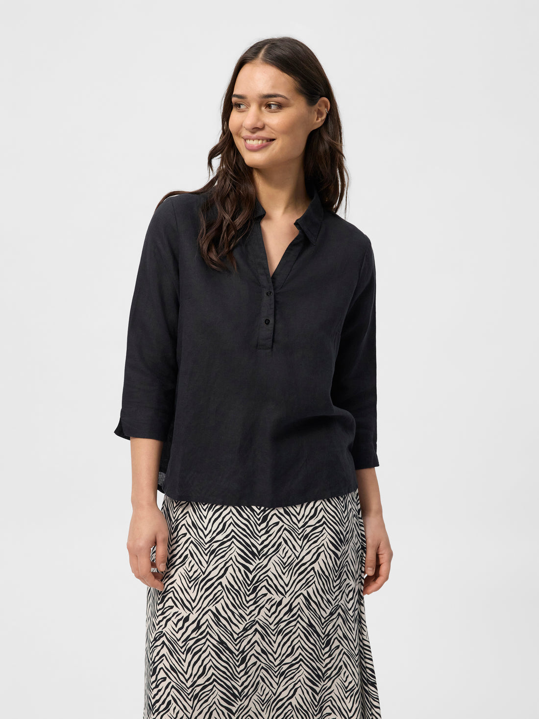 Alena Shirt in Black