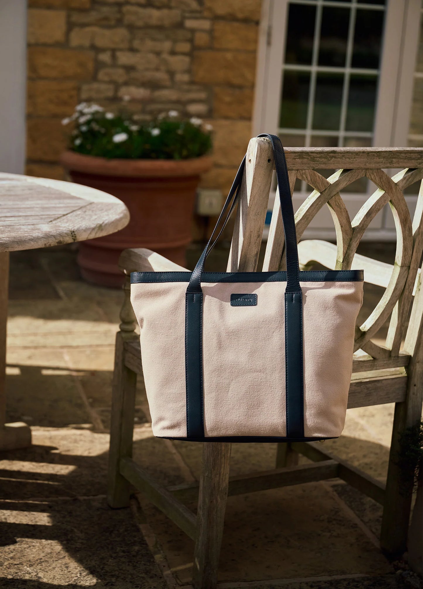 Bencorr navy handbag