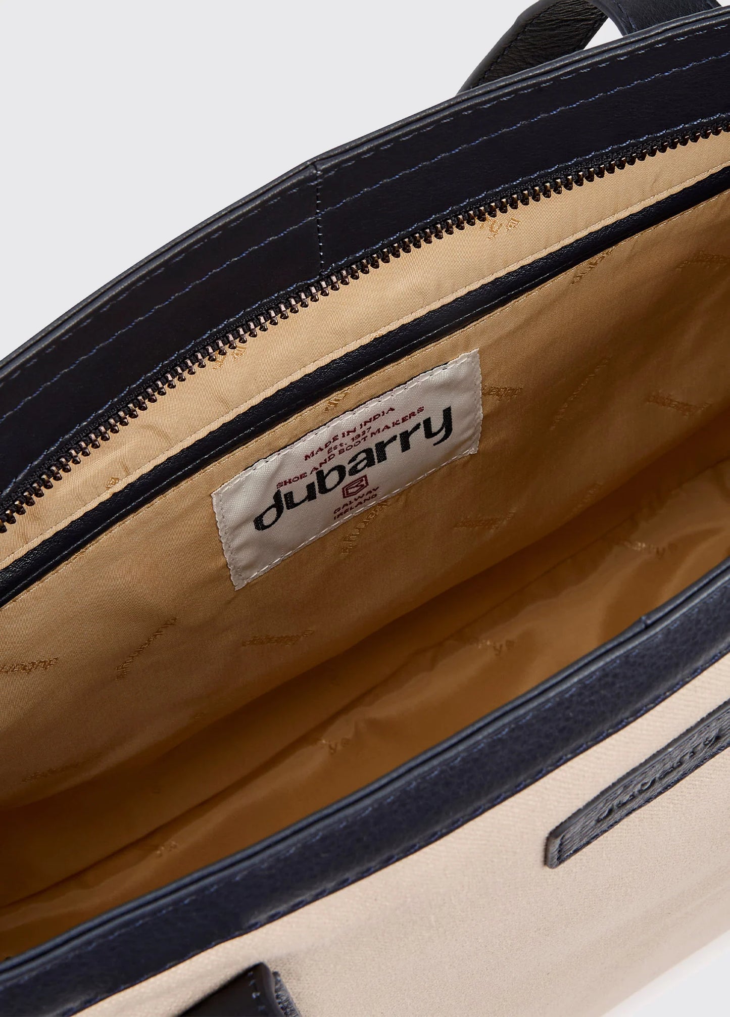 Bencorr navy handbag