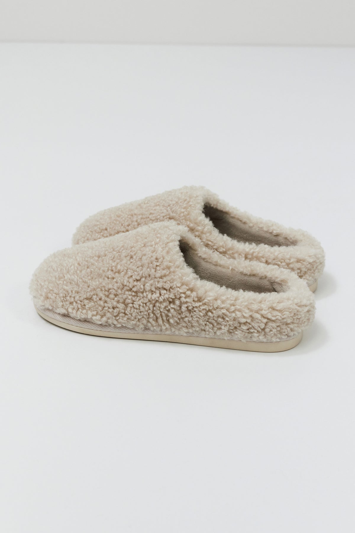 Amy Slippers Beige
