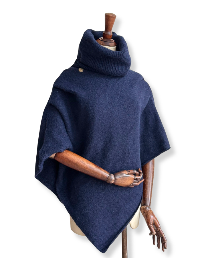Blakeley Knitted Poncho Navy
