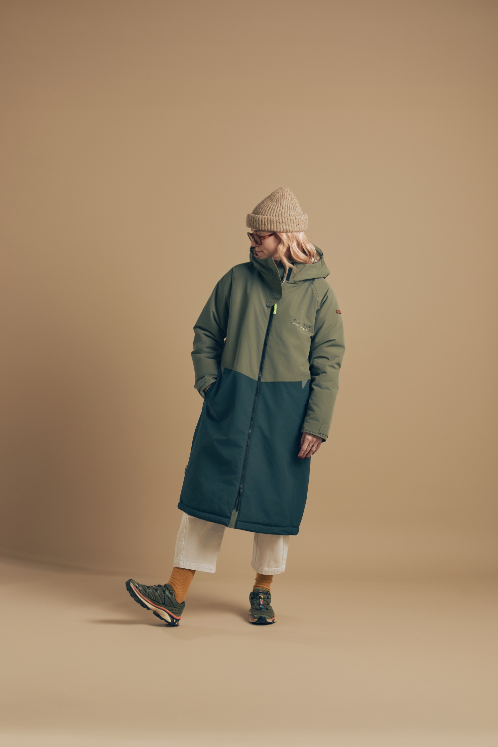 Adult Waterproof Changing Robe Antique Olive