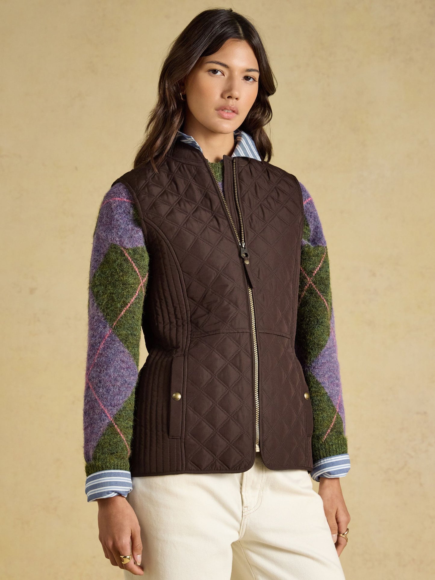 Minx Chocolate Brown Showerproof Diamond Quilted Gilet