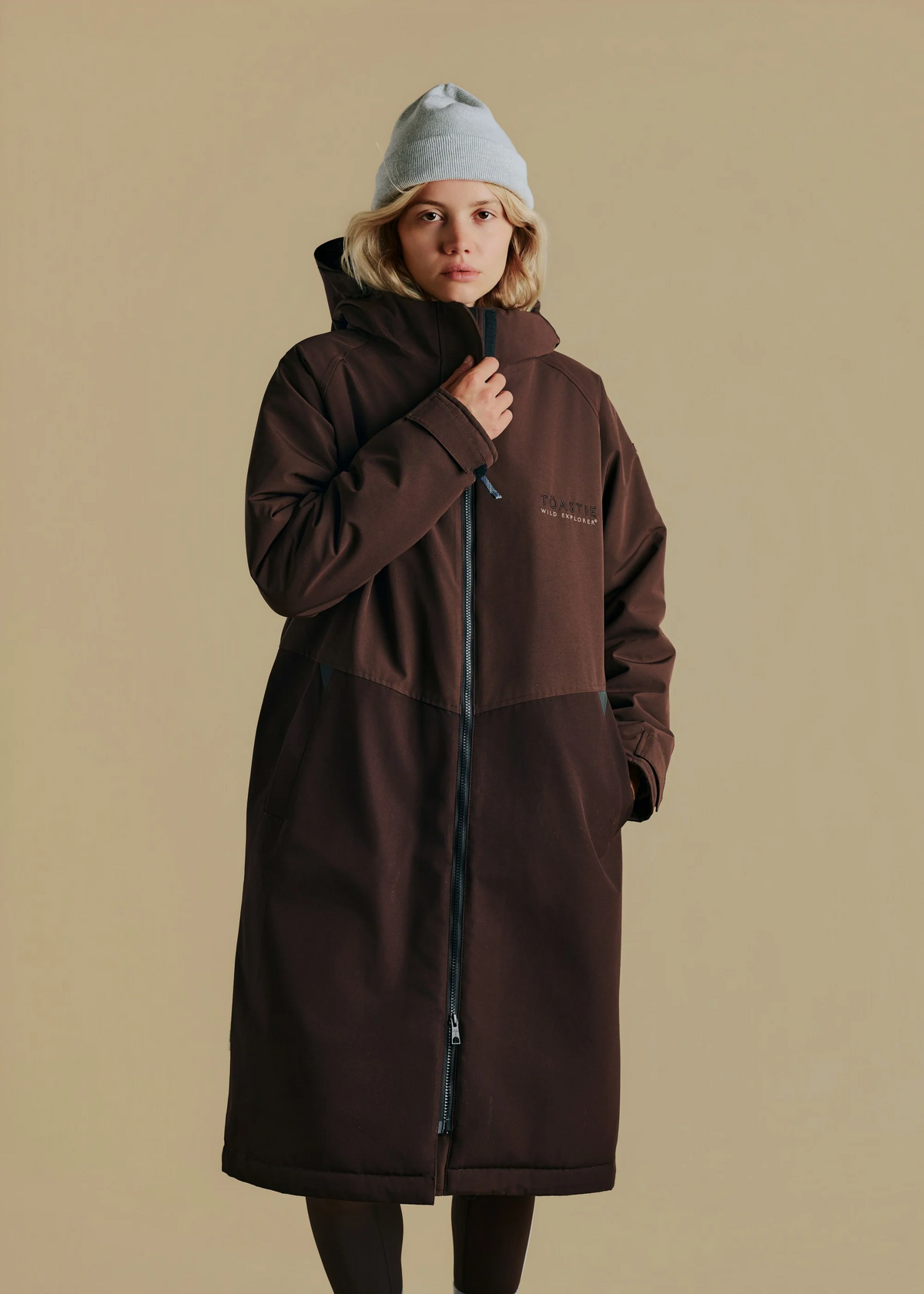 Adult Waterproof Changing Robe Truffle