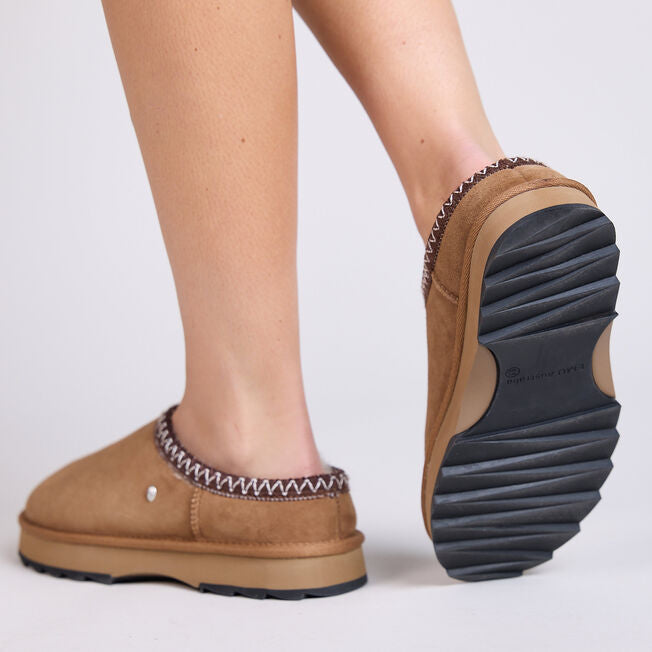Sharky Scuff Chestnut