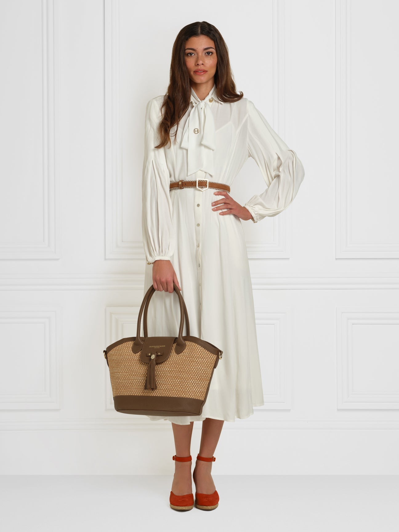 The Windsor Basket Bag -Tan Leather