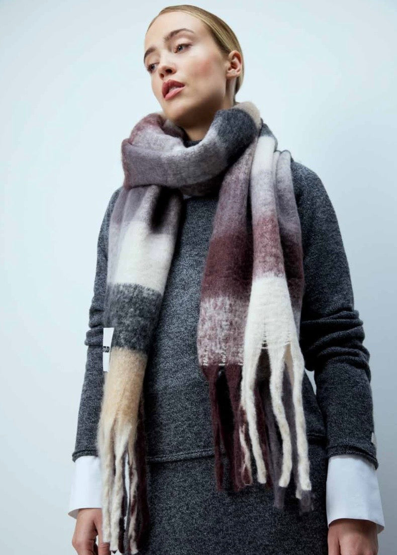 Knit Scarf Oat Milk Print