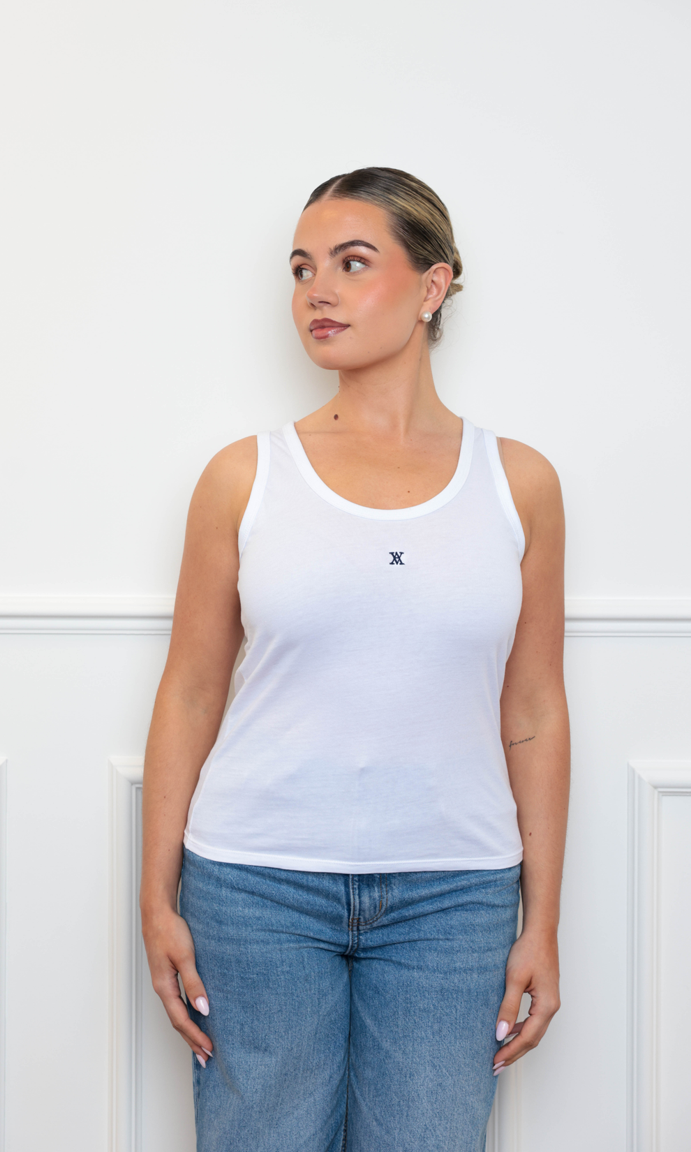 Vantage Atelier Vest - White