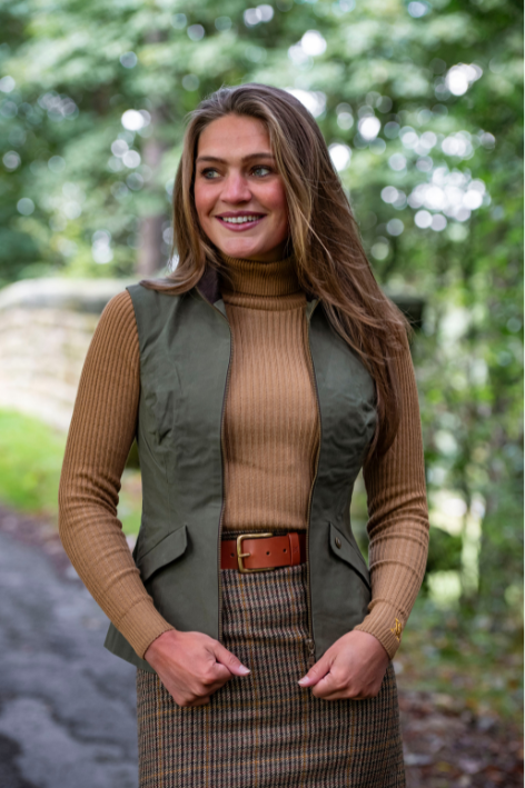 The Elizabeth Roll Neck Caramel