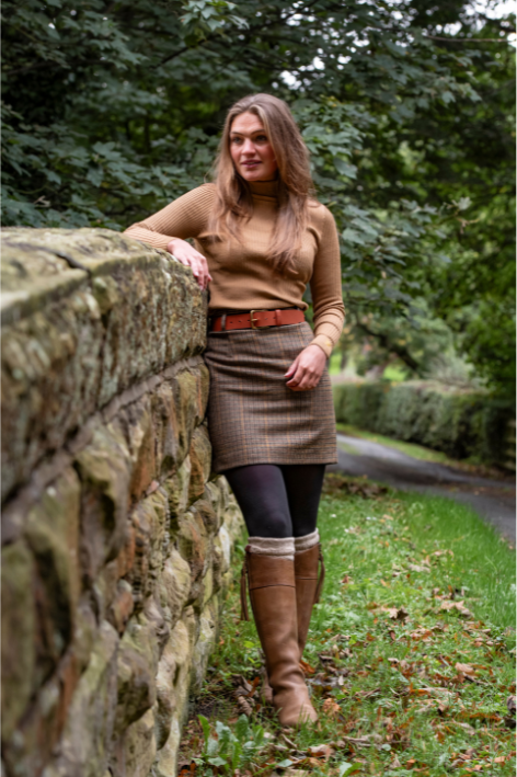 The Elizabeth Roll Neck Caramel