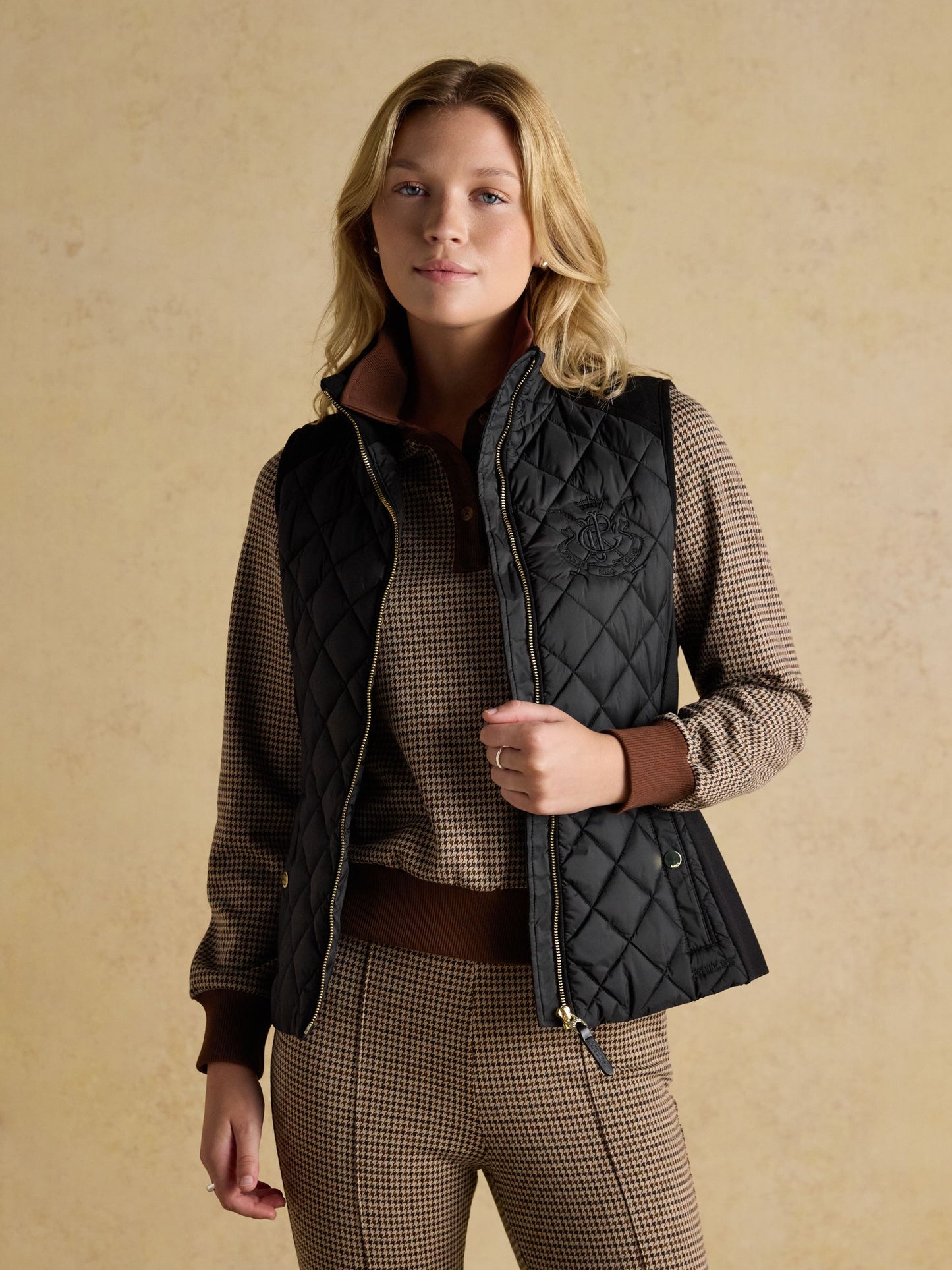 Braemar luxe Black Showerproof Diamond Quilted Gilet