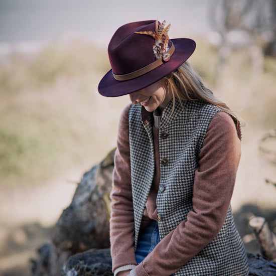 The Suffolk Fedora Plum (Bronze Feather)