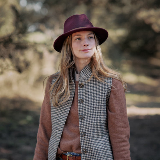 The Suffolk Fedora Plum (Bronze Feather)