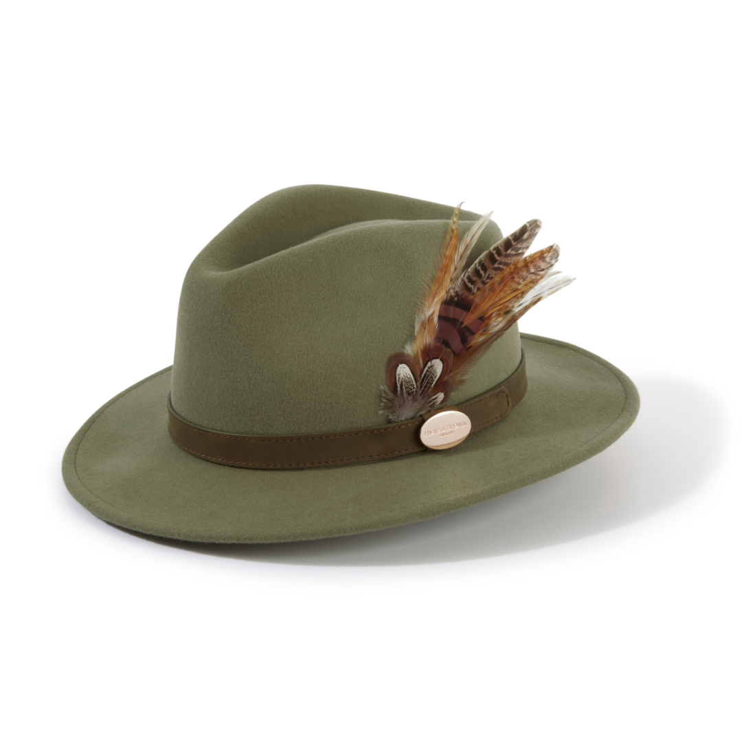 The Suffolk in Moss (Bronze Feather)
