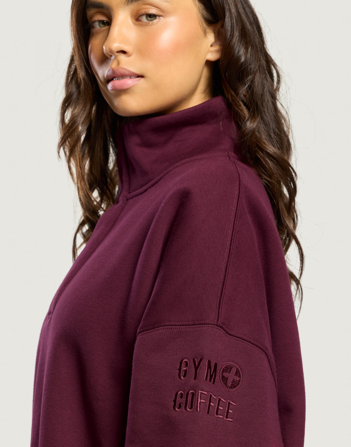 Snap Collar Sierra Sweatshirt in Cherry Crush