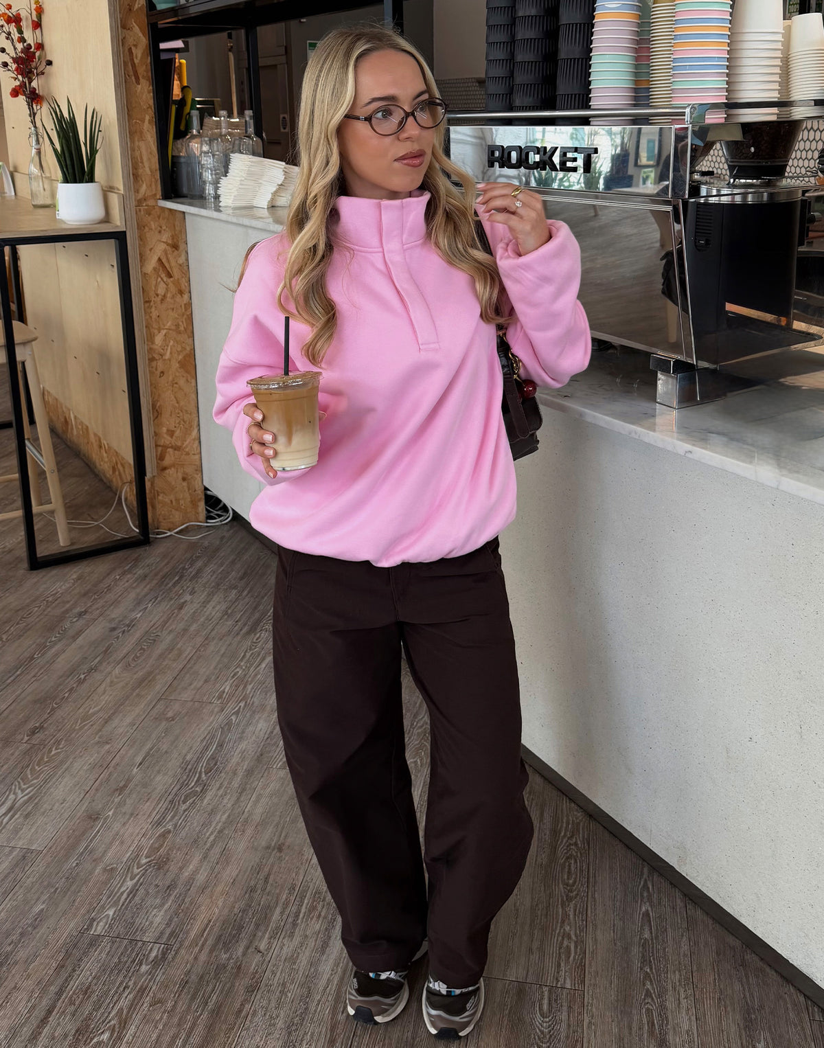 Snap Collar Sierra Sweatshirt in Pink Blossom