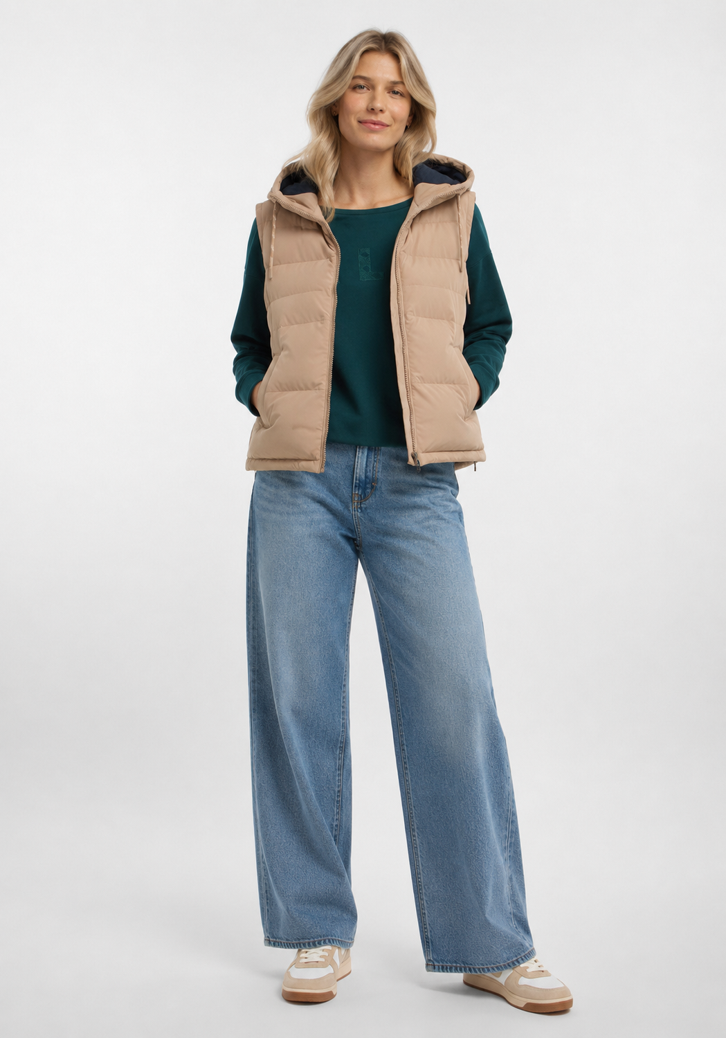Tharu Gilet Nougart