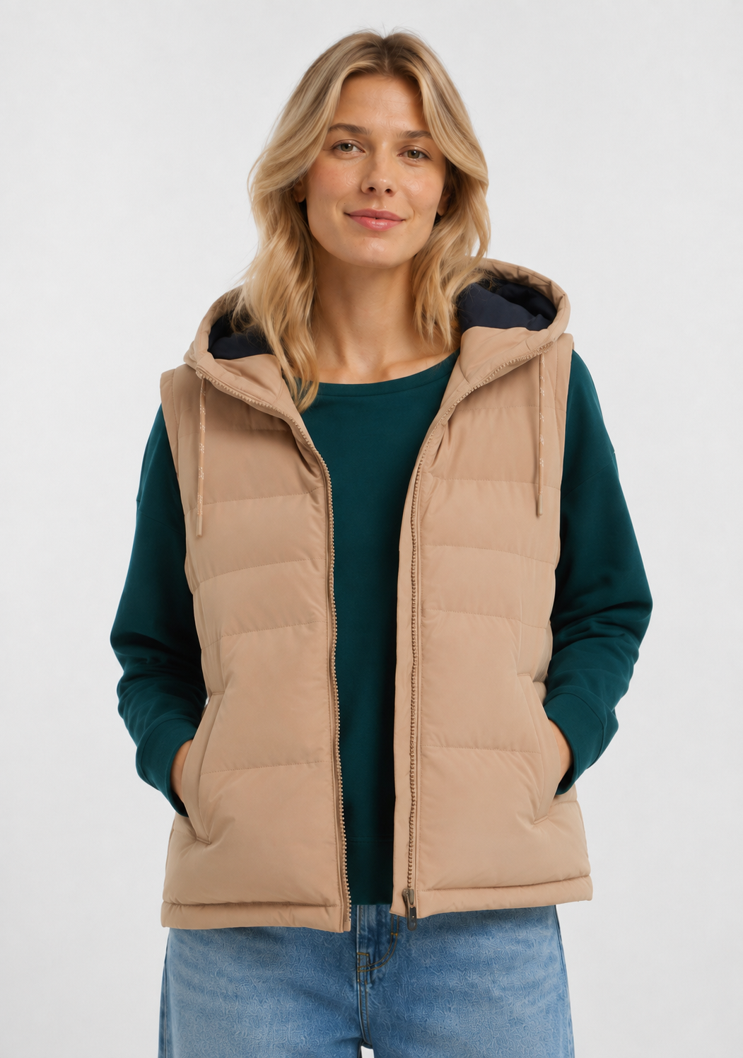 Tharu Gilet Nougart