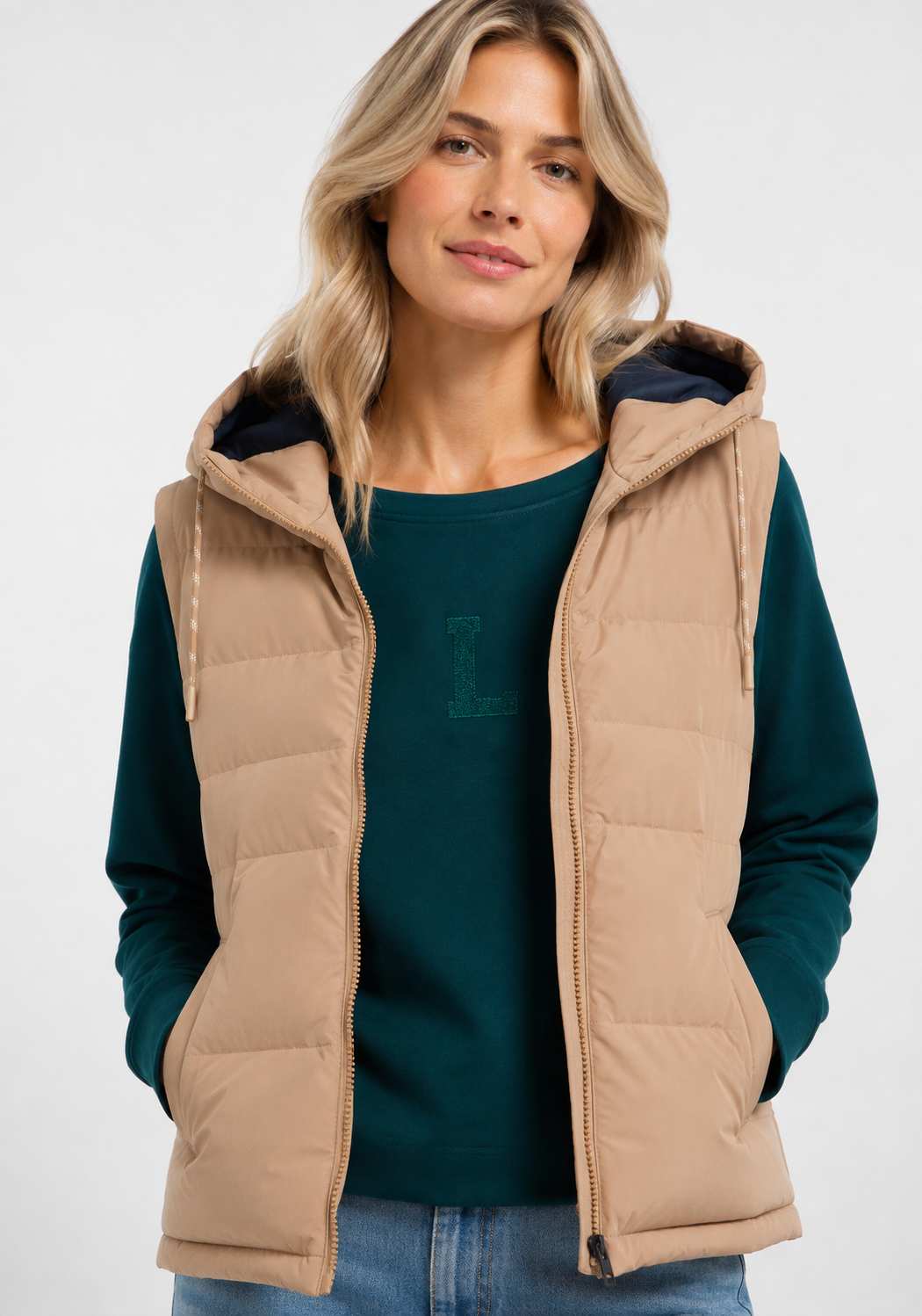 Tharu Gilet Nougart