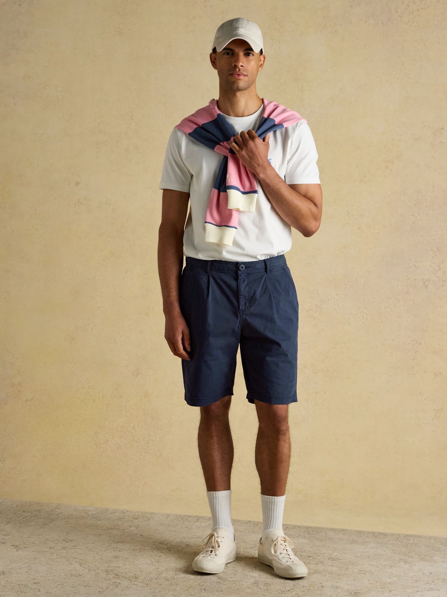 Norfolk Navy Garment Dyed Relaxed Fit Chino Shorts