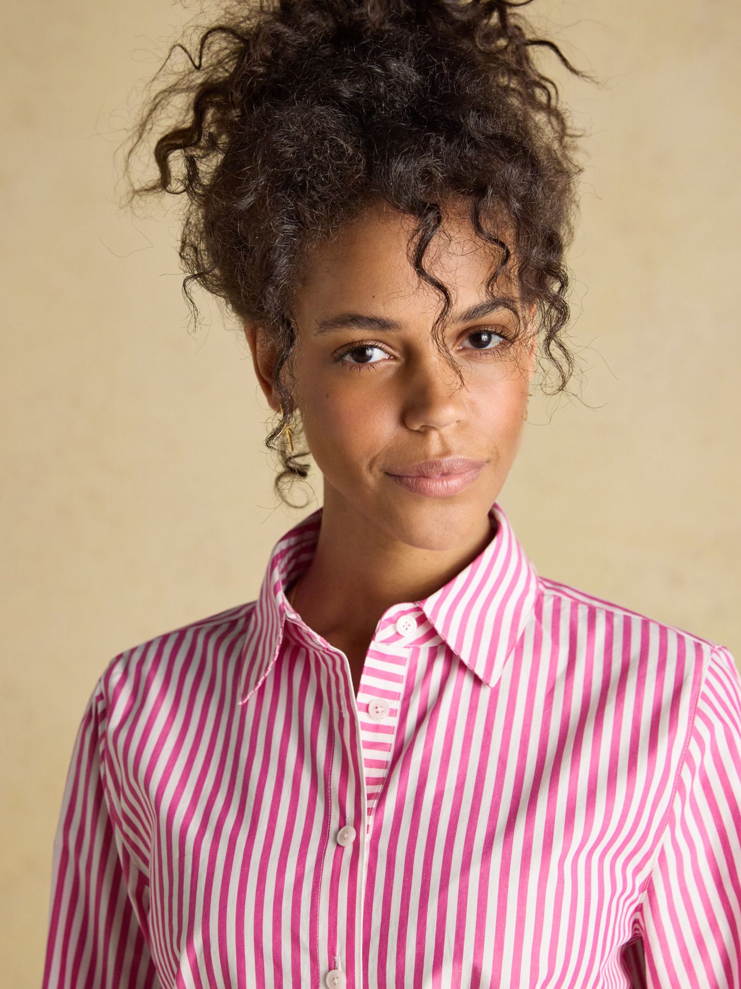 Classic Fit Pink Stripe Poplin Shirt