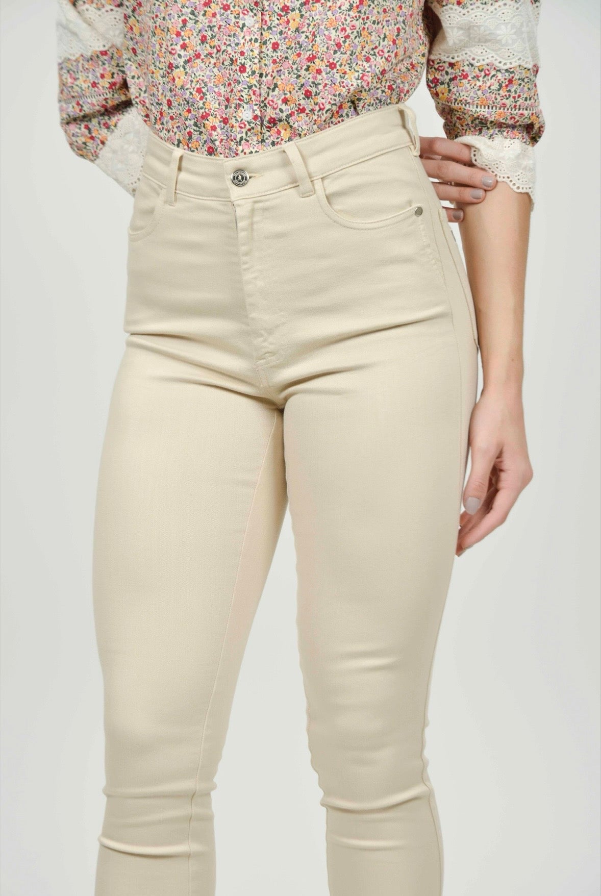 Rosie Super Skinny Jeans Beige
