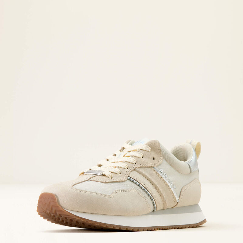 Ranch Runner Trainer Buttercream