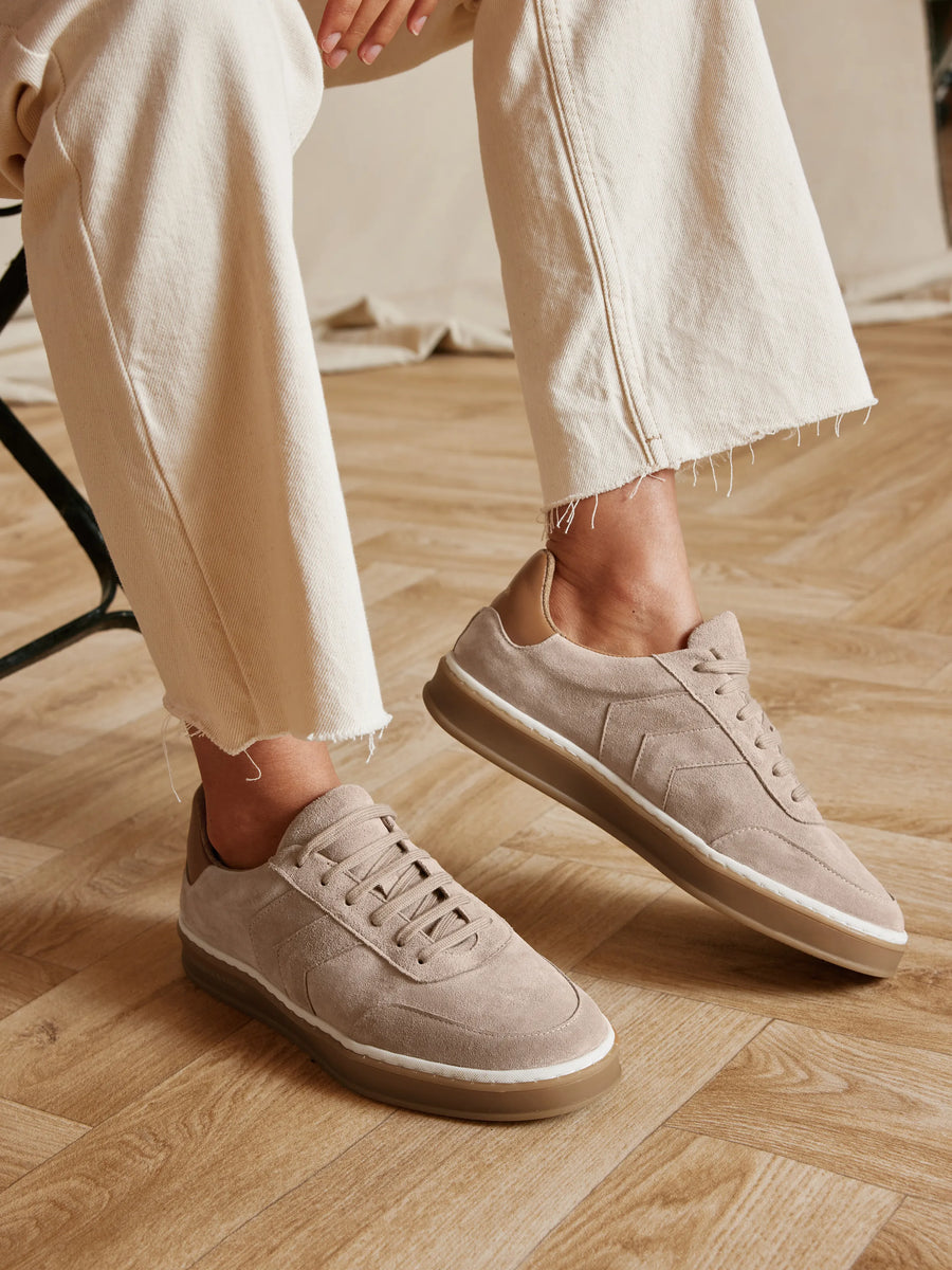 Kendrick Fawn Trainers