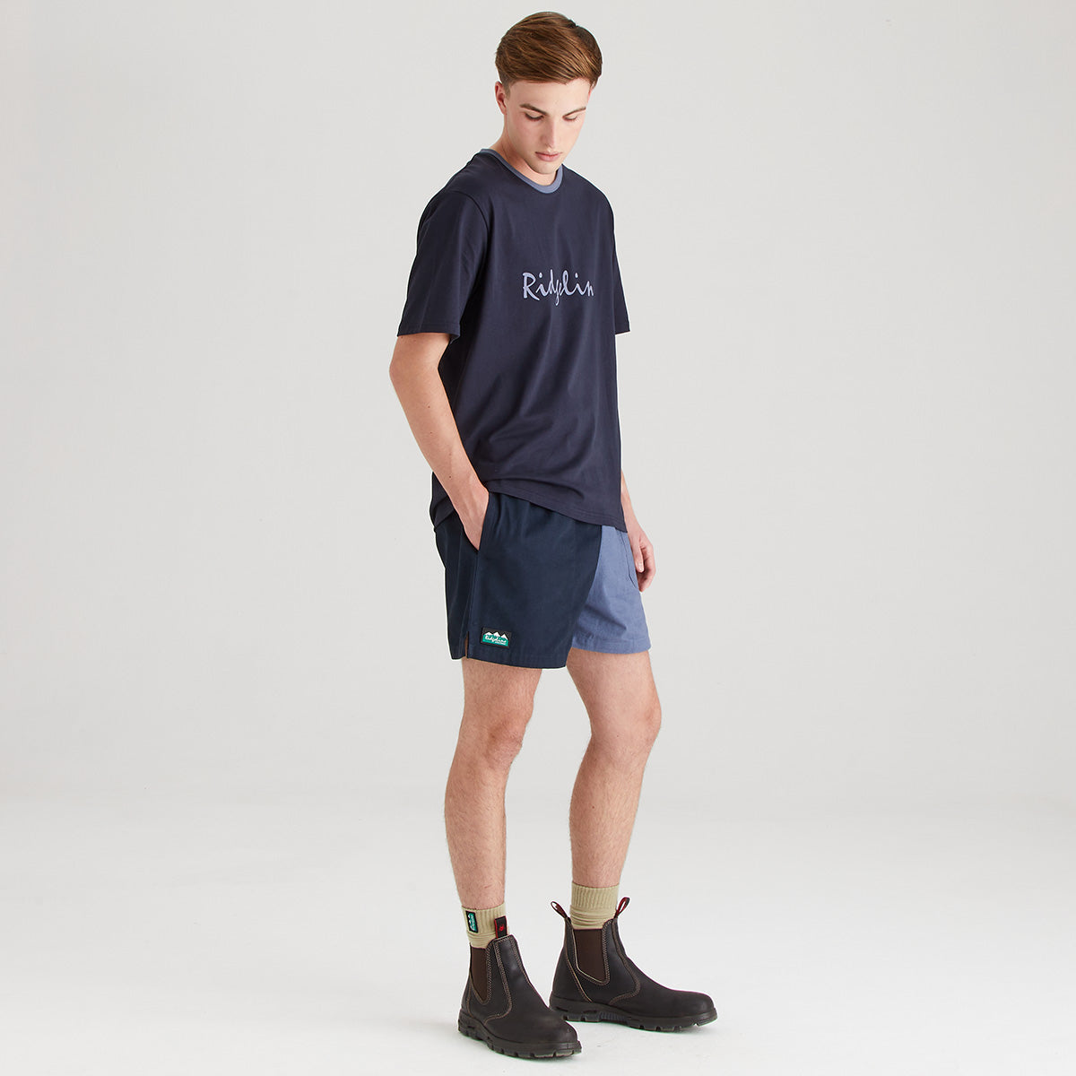 Men’s Signature T-Shirt Navy
