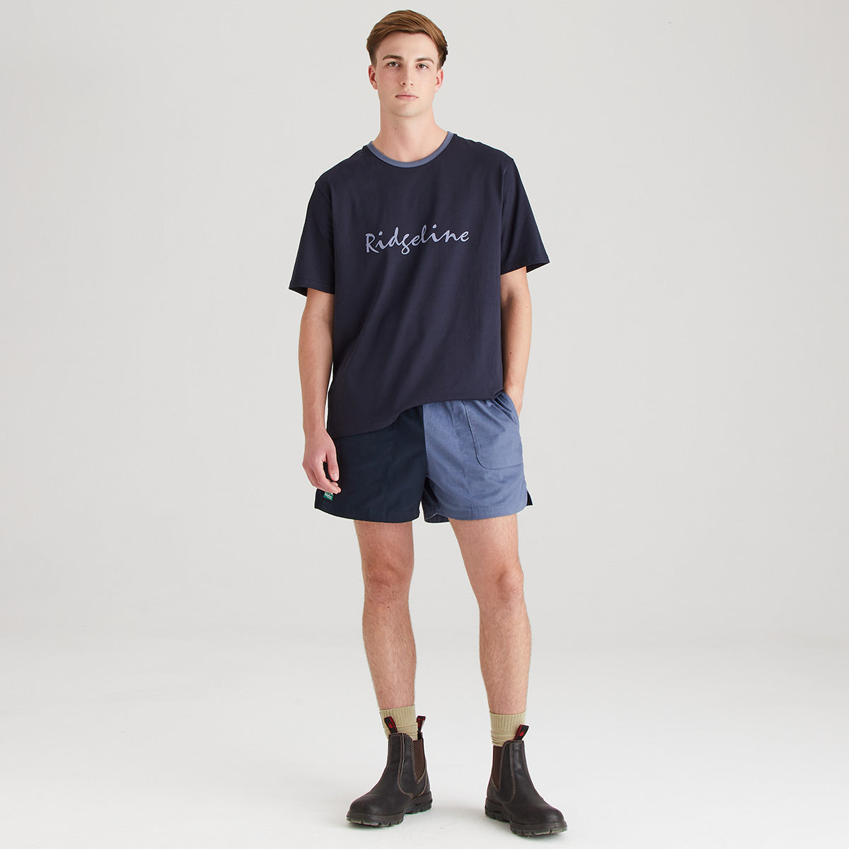 Men’s Signature T-Shirt Navy