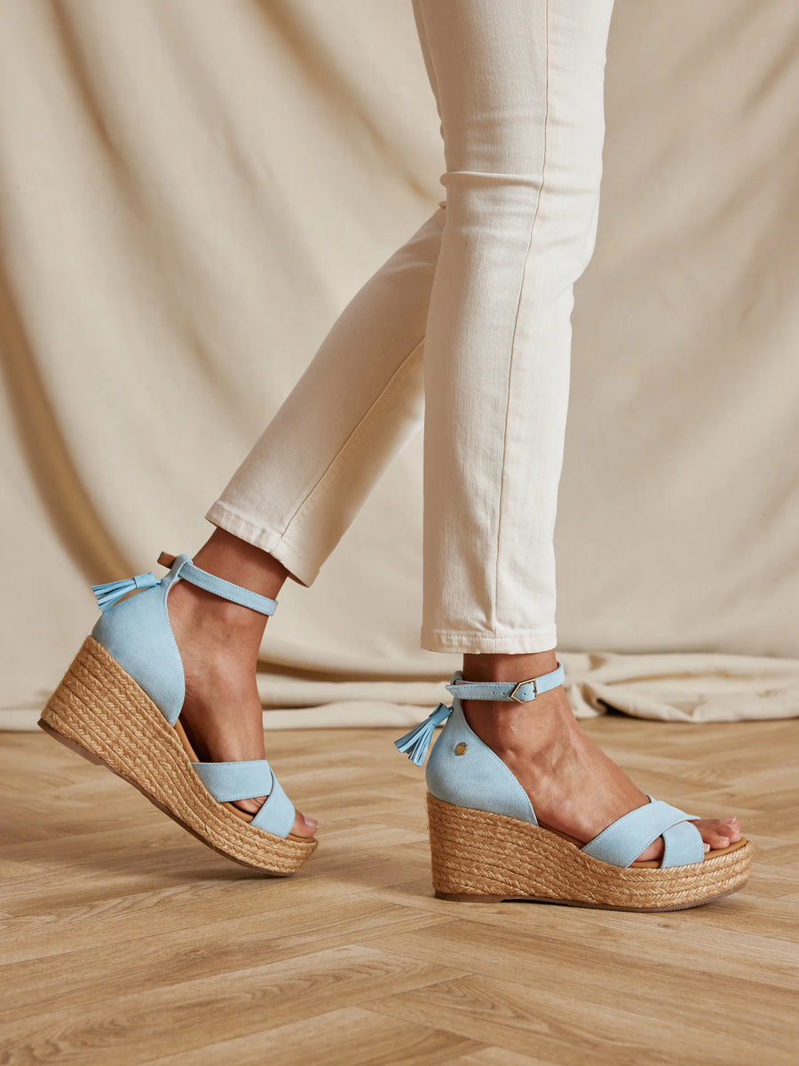 Valencia Mid Wedge Sky Blue
