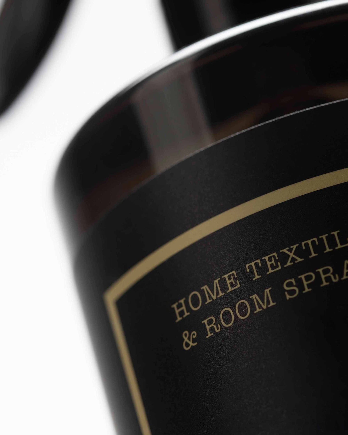 Santal & Tonka 500ml Textile Spray