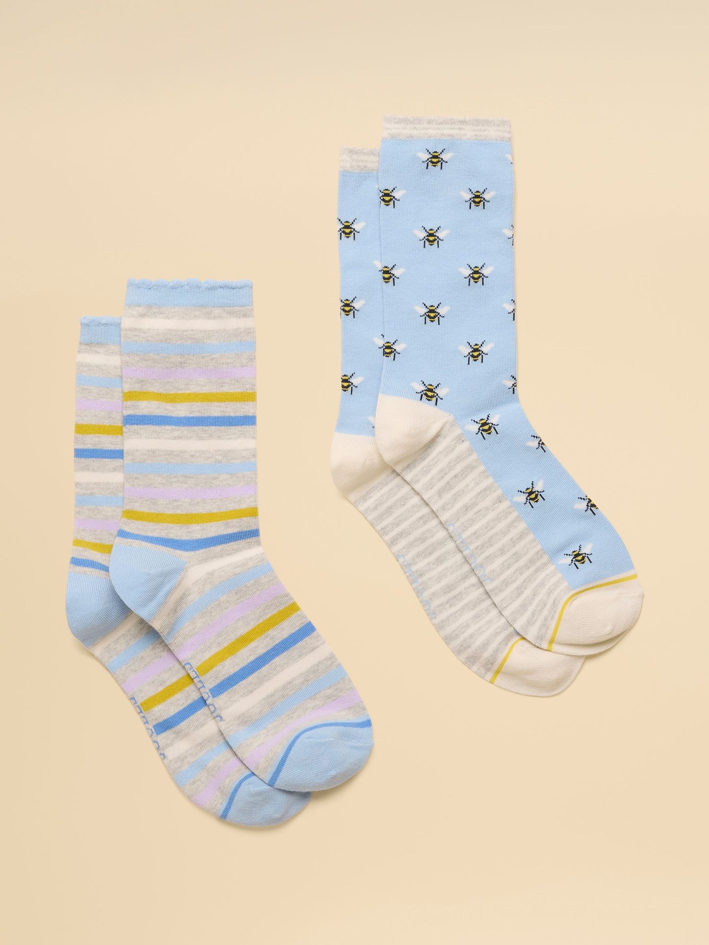 Women's Everyday Blue Bee Cotton Blend Socks 2 Pack (size 4-8)