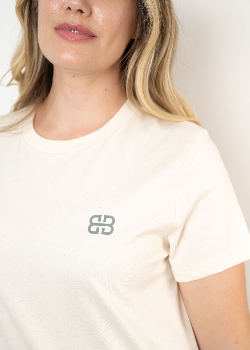 Outta Hand Organic Cotton Ladies Tee natural-raw