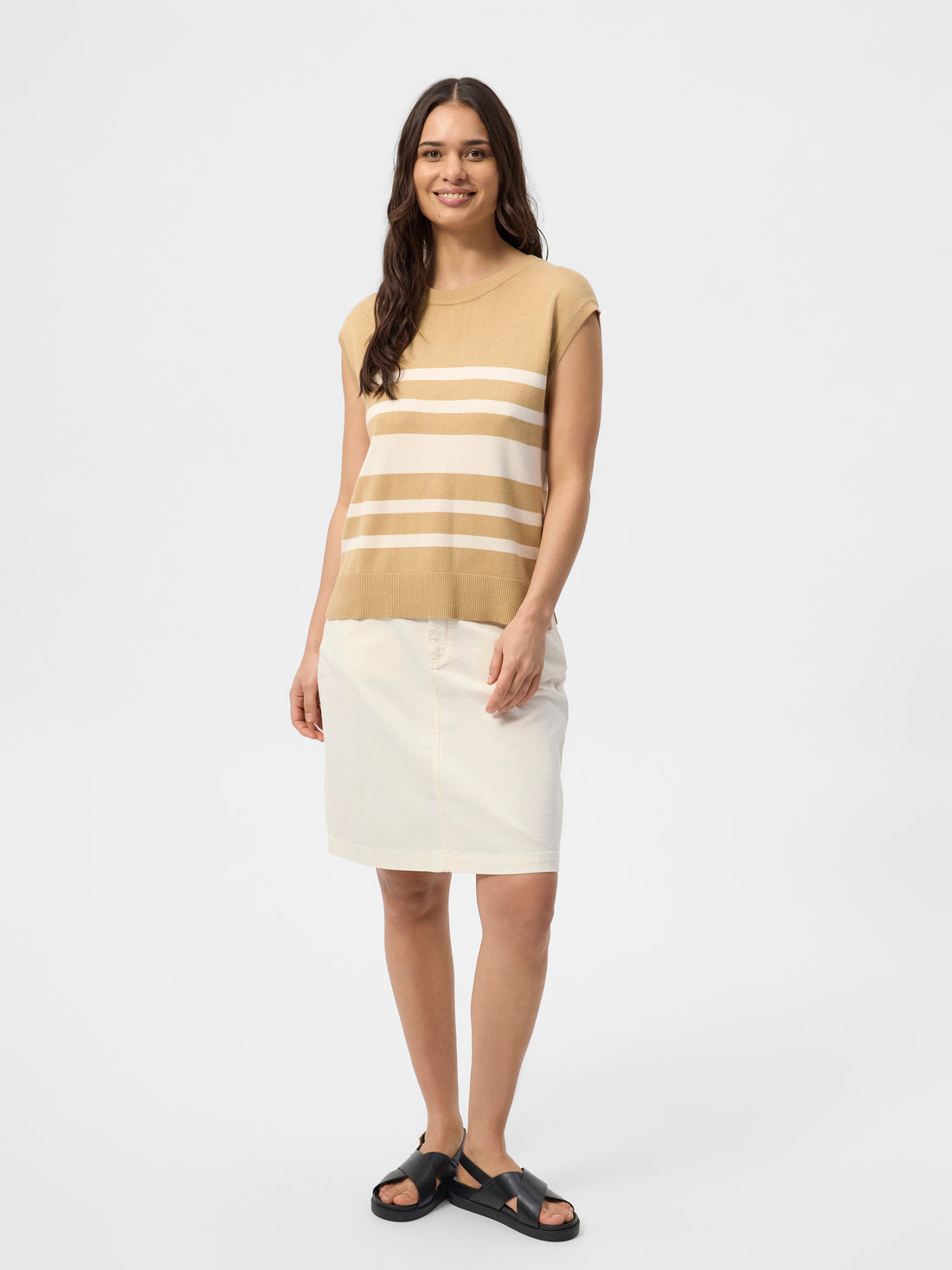 Kia Vest Top Sand
