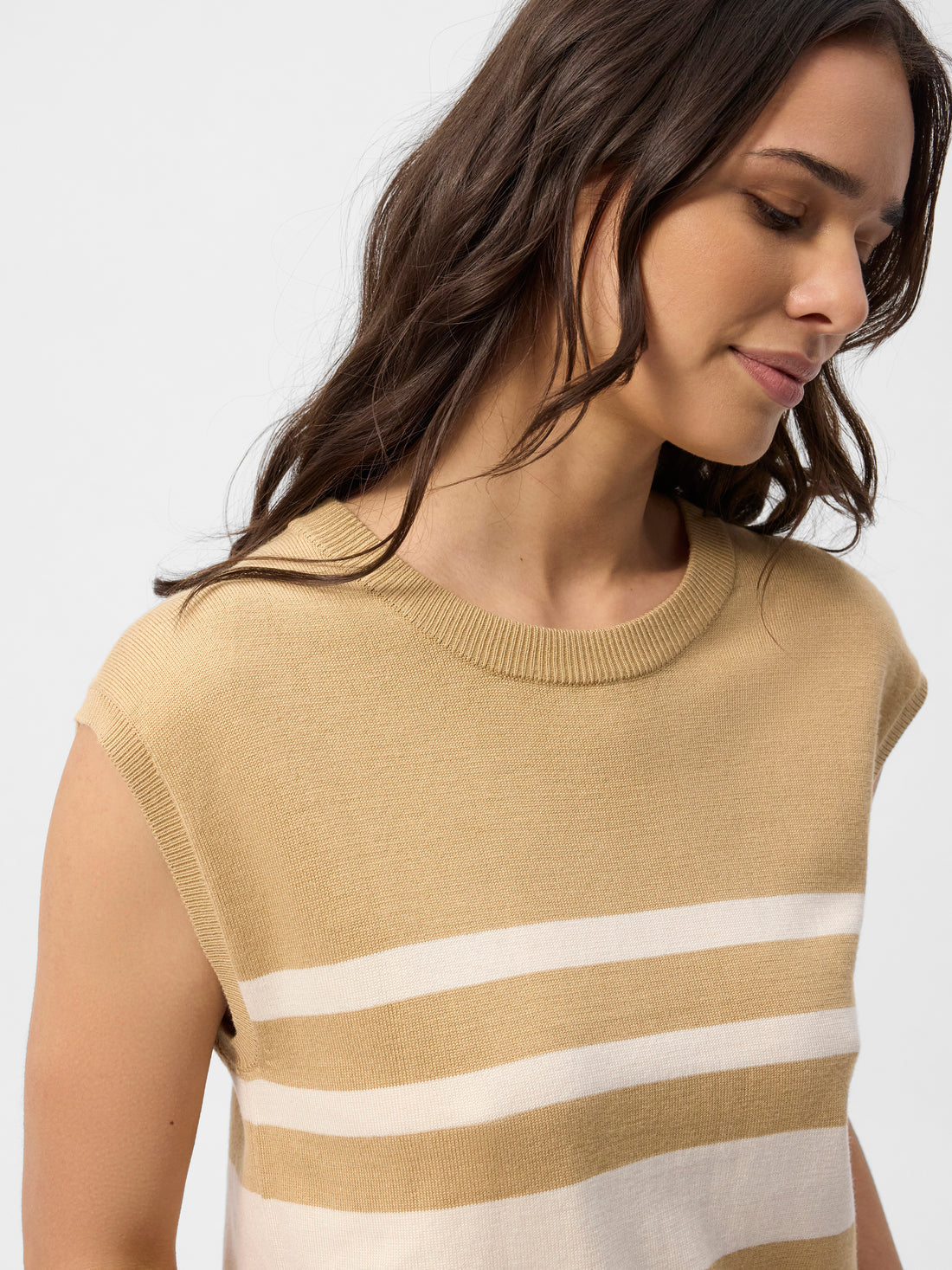 Kia Vest Top Sand