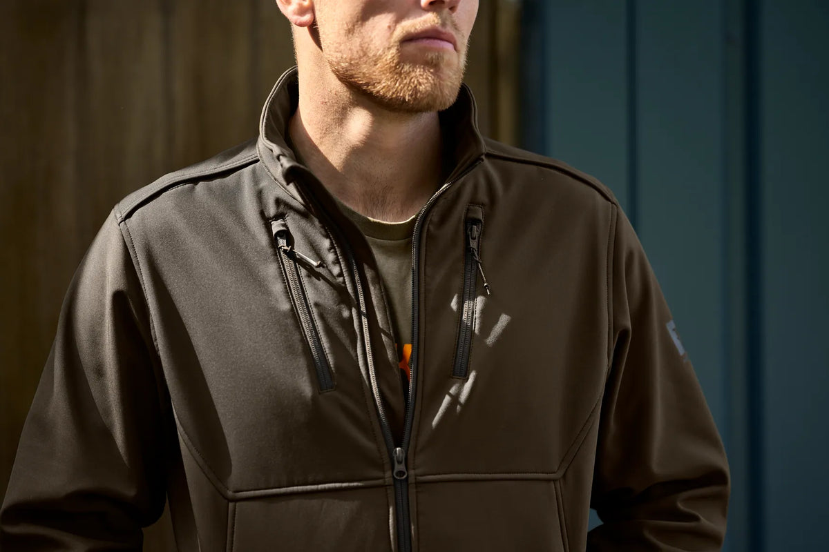 HÄRKILA  Scandinavian Softshell Jacket Willow Green/Shadow Brown
