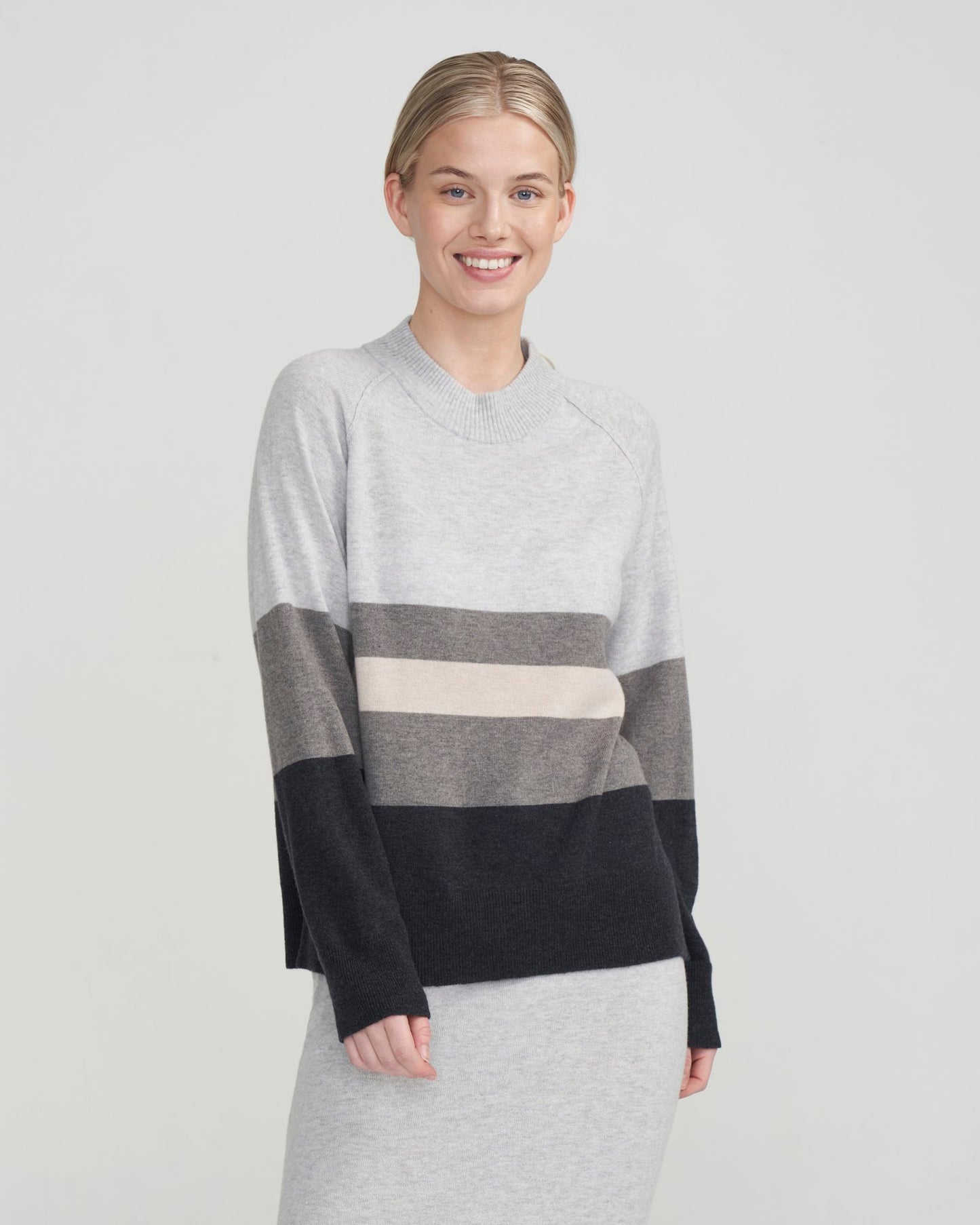 Blenda Raglan Marble Grey (Multi Colour)