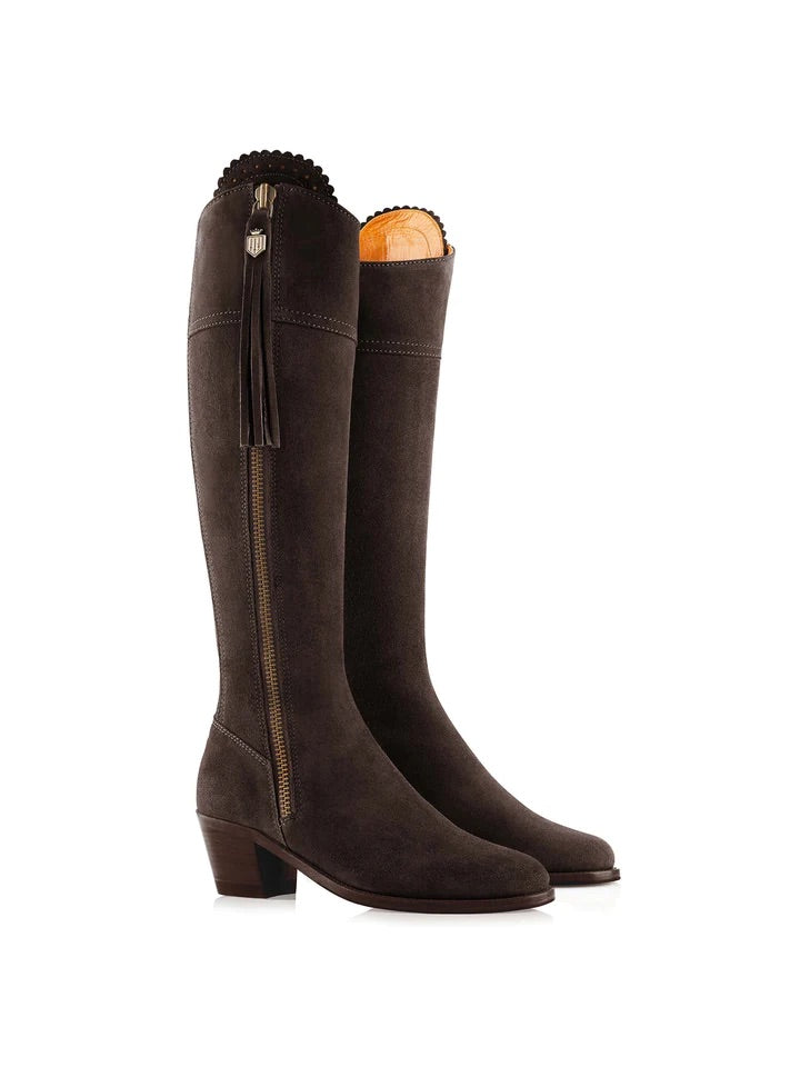 The Heeled Regina, Women’ Tall Boot - Chocolate Suede, Regular Fit